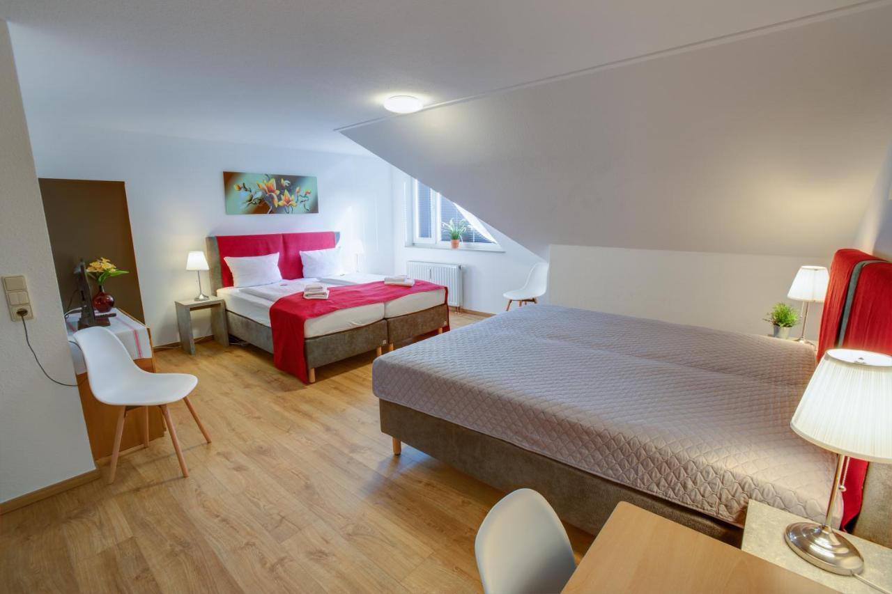Hotel Leo Muehlhausen エクステリア 写真