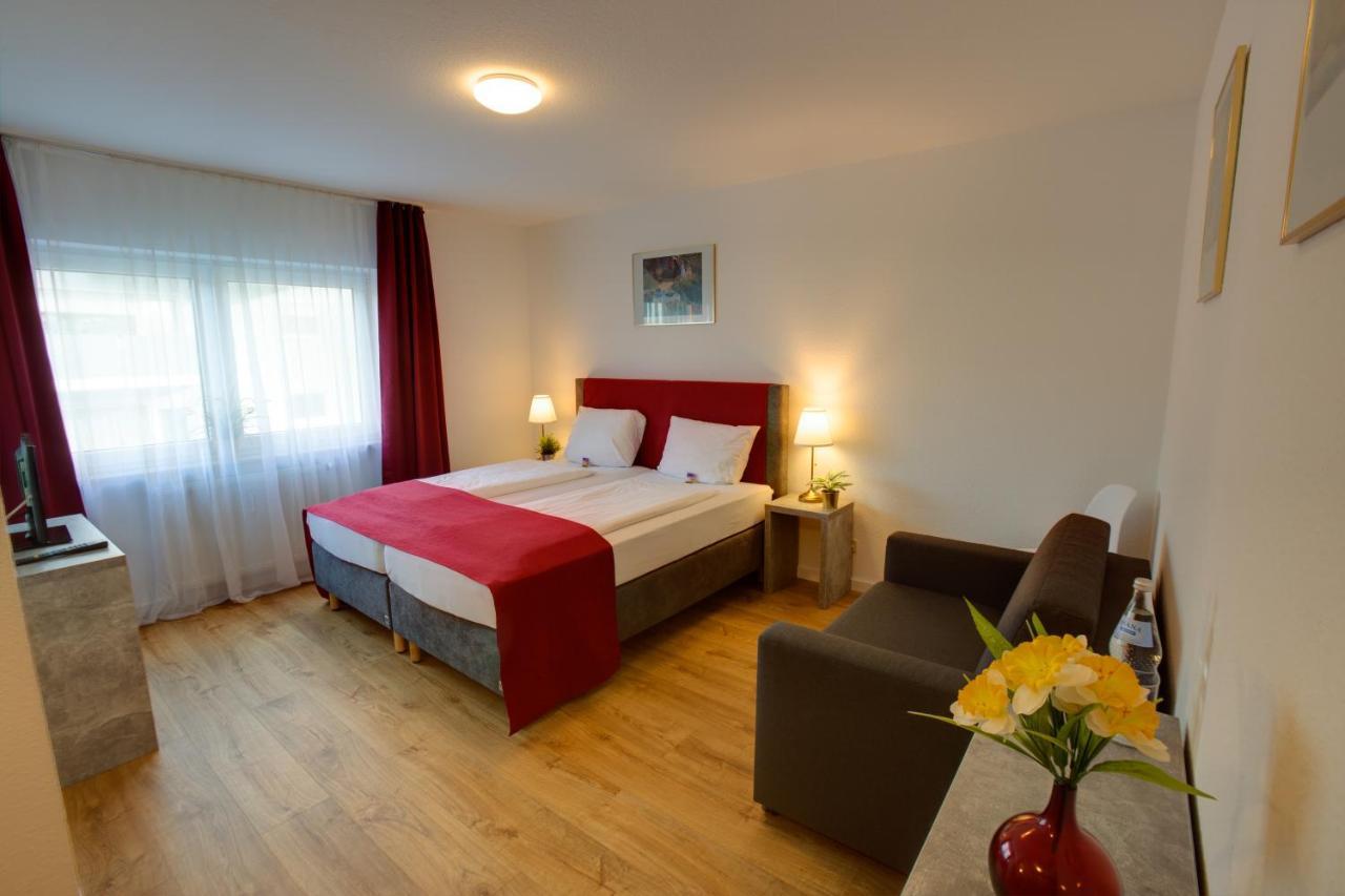 Hotel Leo Muehlhausen エクステリア 写真