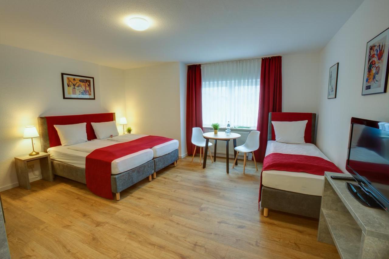 Hotel Leo Muehlhausen エクステリア 写真